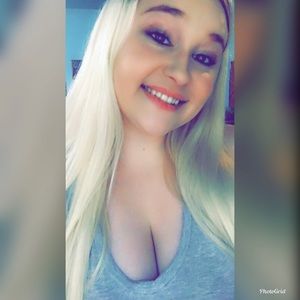 Meet your Posher, Valerie